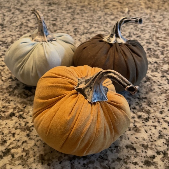 Urban Outfitters Set of 3 Pumpkins